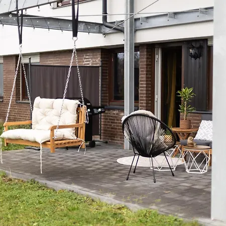 Cozy Souterrain Terrasse Garten Panoramablick Leiwen