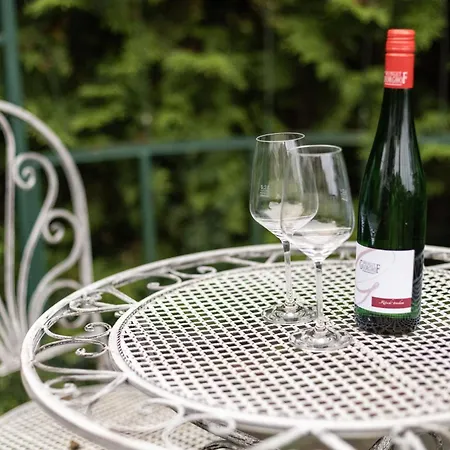 Cozy Souterrain Terrasse Garten Panoramablick *