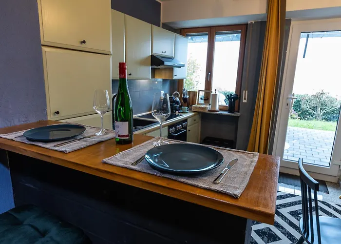 Cozy Souterrain Terrasse Garten Panoramablick Leiwen