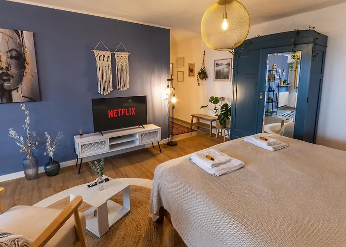 Cozy Souterrain Terrasse Garten Panoramablick Leiwen